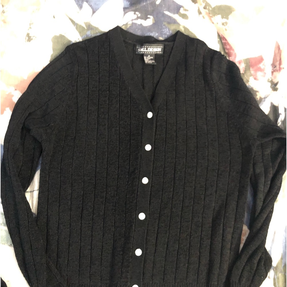 New without tags cardigan